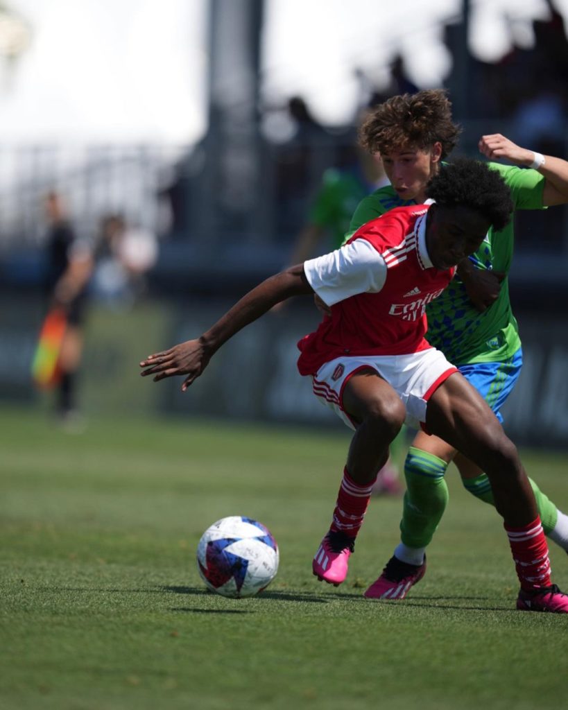 Arsenal schoolboy called up by England 2 Josiah King with the Arsenal academy (Photo via King on Instagram)