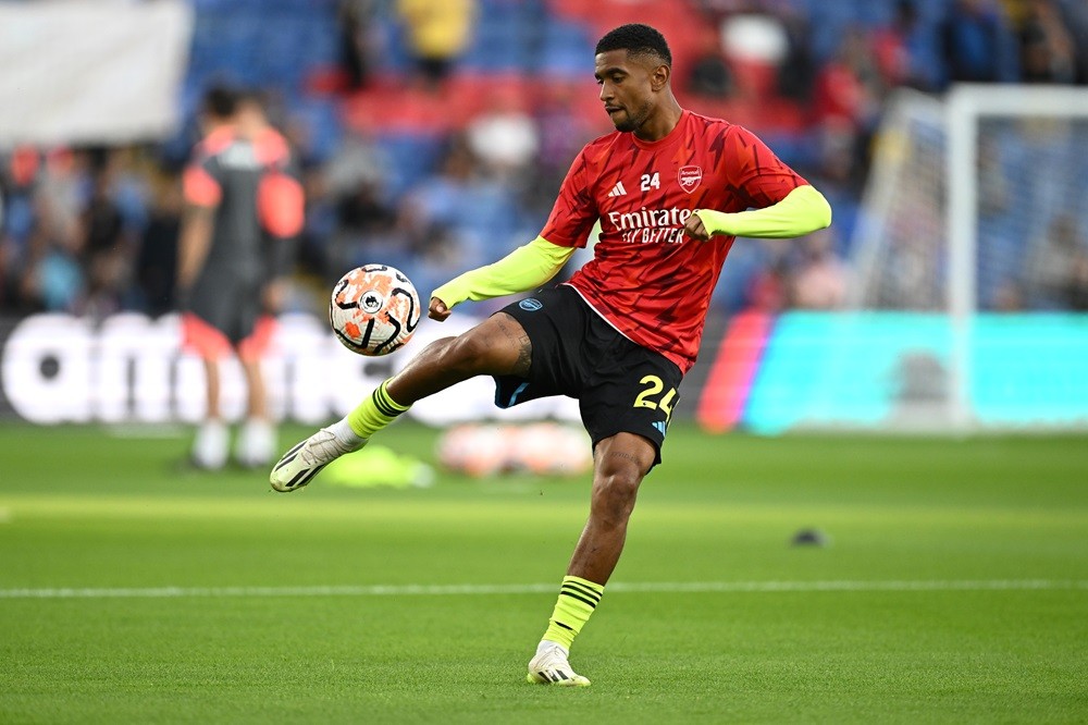 LONDON, ENGLAND: Reiss Nelson of Arsenal warms up prior to the Premier League match between Crystal Palace and Arsenal FC at Selhurst Park on Augus...