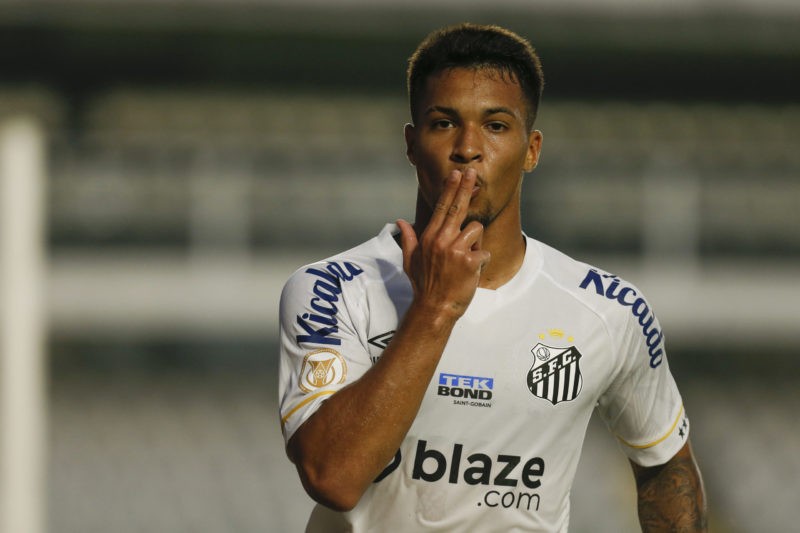 SANTOS, BRAZIL - JULY 23: Marcos Leonardo of Santos celebrates after scoring the team's second goal during the match between Santos and Botafogo as...