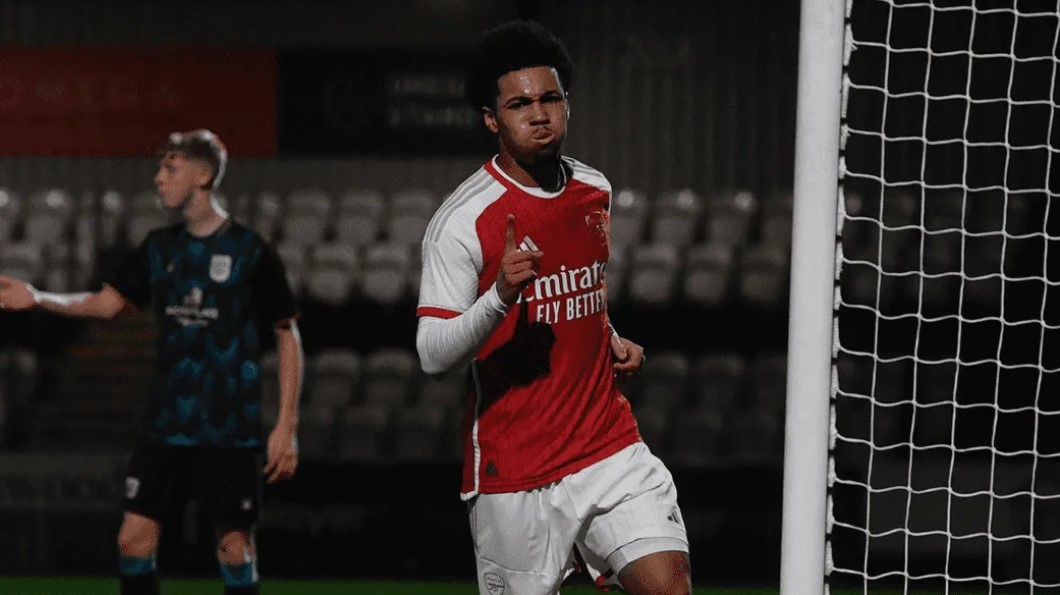 Ethan Nwaneri celebrating a goal for the Arsenal u18s (Photo via Arsenal.com)