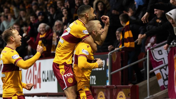 Mika Biereth celebrates a goal with Motherwell (Photo via Motherwell on Twitter)