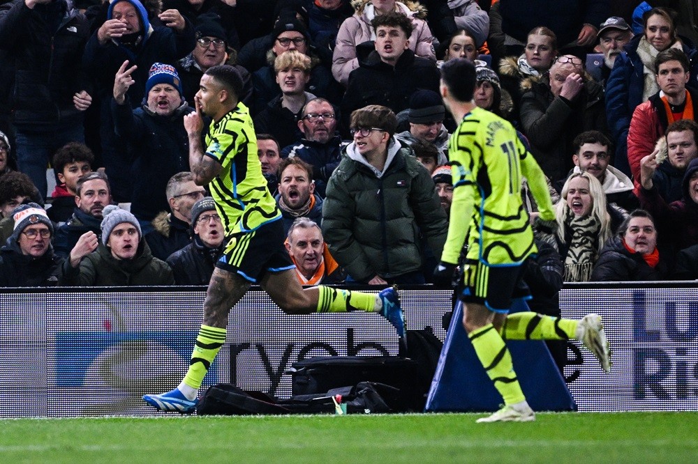 Arsenal's Gabriel Jesus celebrates after scoring his team's second goal during the English Premier League football match between Luton Town and Arsenal at Kenilworth Road in Luton, north of London on December 5, 2023. (Photo by JUSTIN TALLIS/AFP via Getty Images)