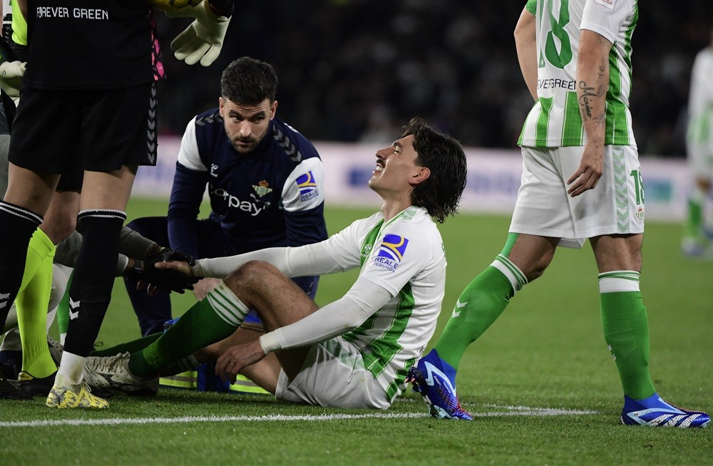 Real Betis' Hector Bellerin reacts after a fall during the Spanish league football match between Real Betis and Girona FC at the Benito Villamarin ...
