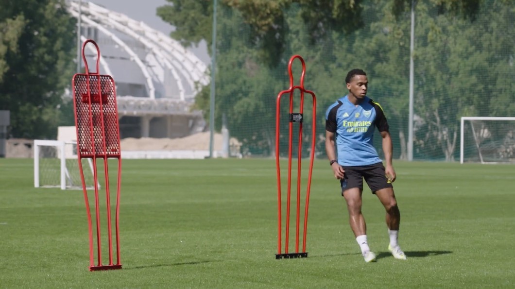 Jurrien Timber returns to light training with Arsenal (Image via Arsenal.com)