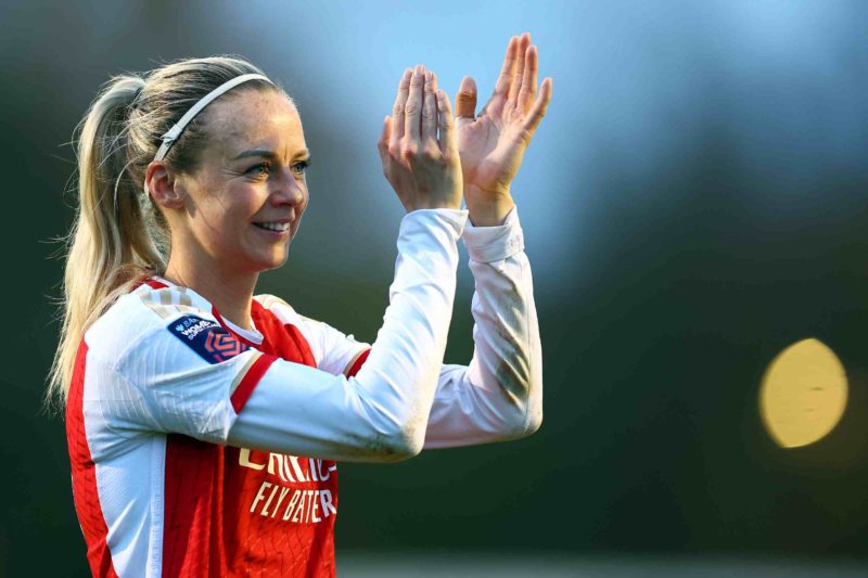 Arsenal's defensive strength to be boosted by Williamson's return, says Ilestedt 4 CRAWLEY, ENGLAND - NOVEMBER 19: Amanda Ilestedt of Arsenal acknowledges fans after the Barclays Women´s Super League match between Brighton & Hove Albion and Arsenal FC at Broadfield Stadium on November 19, 2023 in Crawley, England. (Photo by Bryn Lennon/Getty Images)