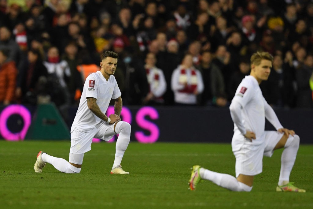Arsenal make surprising kit decision for Portsmouth FA Cup tie 4 Arsenal's English defender Ben White (L) and Arsenal's Norwegian midfielder Martin Odegaard (R) take a knee in support of anti-racism campaigns, wearing a white kit to support the No More Red outreach and anti-knife crime initiative with adidas, before the English FA Cup third round football match between Nottingham Forest and Arsenal at The City Ground in Nottingham, central England, on January 9, 2022. - (Photo by Daniel LEAL / AFP) / RESTRICTED TO EDITORIAL USE. No use with unauthorized audio, video, data, fixture lists, club/league logos or 'live' services. Online in-match use limited to 120 images. An additional 40 images may be used in extra time. No video emulation. Social media in-match use limited to 120 images. An additional 40 images may be used in extra time. No use in betting publications, games or single club/league/player publications. / RESTRICTED TO EDITORIAL USE. No use with unauthorized audio, video, data, fixture lists, club/league logos or 'live' services. Online in-match use limited to 120 images. An additional 40 images may be used in extra time. No video emulation. Social media in-match use limited to 120 images. An additional 40 images may be used in extra time. No use in betting publications, games or single club/league/player publications. (Photo by DANIEL LEAL/AFP via Getty Images)