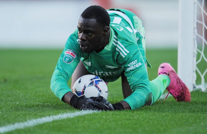 SWINDON, ENGLAND - SEPTEMBER 07: Ovie Ejeheri of Arsenal collects the ball during the Papa John's Trophy match between Swindon Town and Arsenal U21 at County Ground on September 07, 2021 in Swindon, England. (Photo by Alex Burstow/Getty Images)