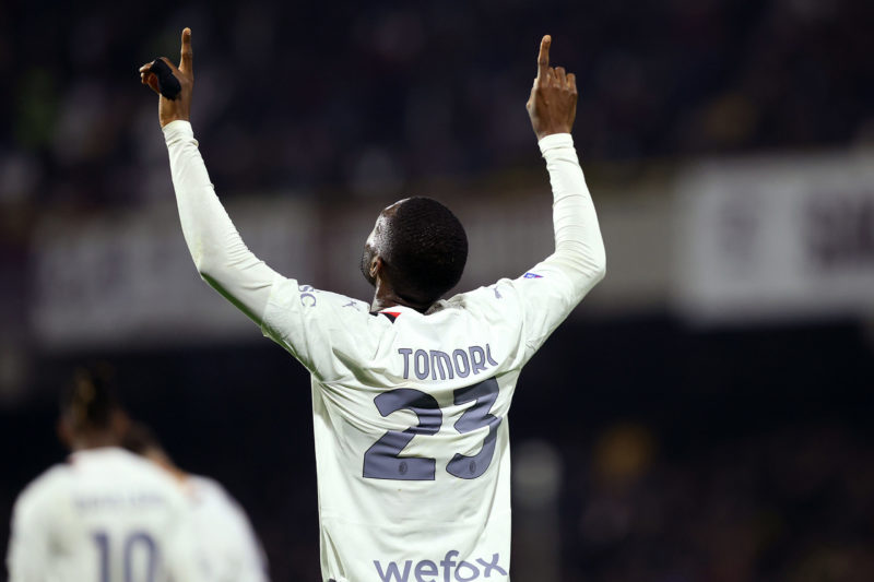 SALERNO, ITALY - DECEMBER 22: Fikayo Tomori of AC Milan celebrates after scoring his side first goal during the Serie A TIM match between US Salern...