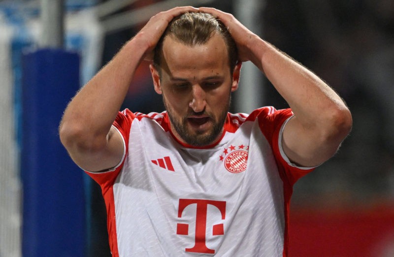 TOPSHOT - Bayern Munich's English forward #09 Harry Kane reacts during the German first division Bundesliga football match between VfL Bochum and F...
