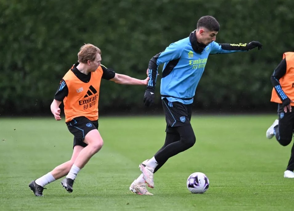 Arsenal loanee sent off on 3rd start 4 Jack Henry-Francis and Kai Havertz in an Arsenal first-team training session (Photo via Arsenal.com)