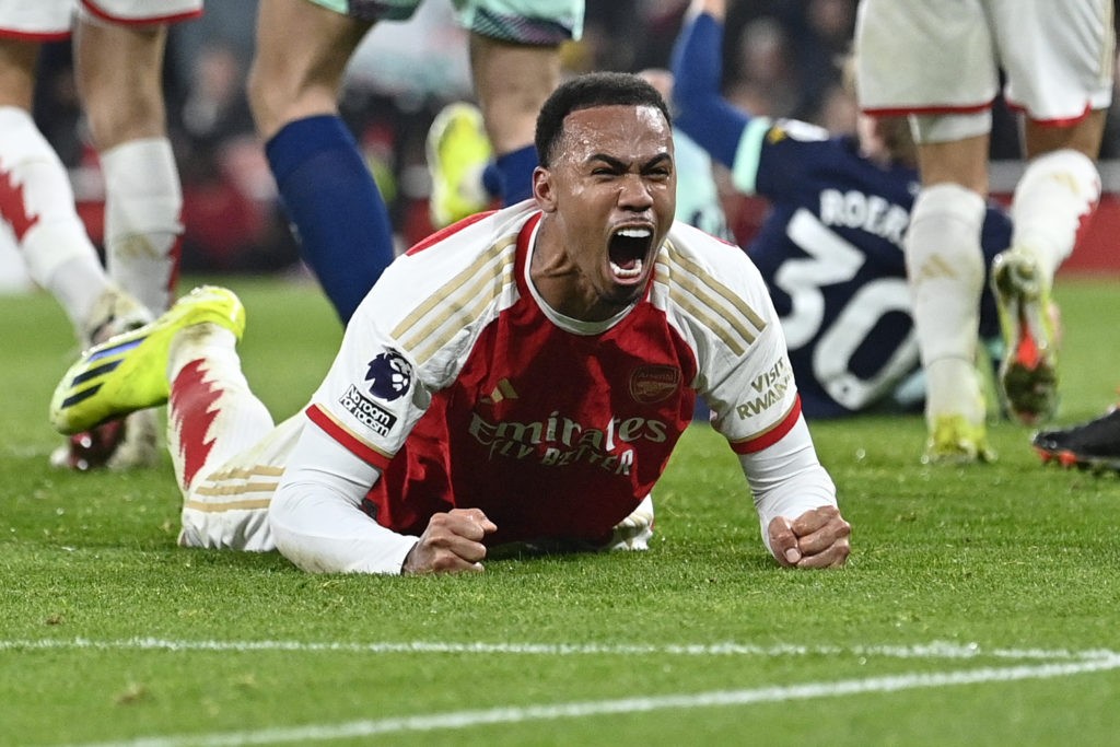 Arsenal hold positive contract talks with key starter 2 Arsenal's Brazilian defender #06 Gabriel Magalhaes reacts after failing to score during the English Premier League football match between Arsenal and Brentford at the Emirates Stadium in London on March 9, 2024. (Photo by JUSTIN TALLIS/AFP via Getty Images)