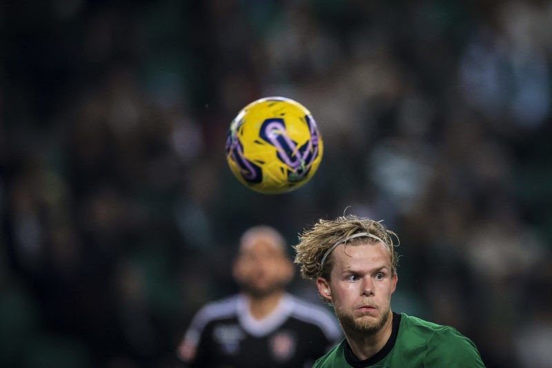 Sporting Lisbon's Danish midfielder #42 Morten Hjulmand heads the ball during the Portuguese League football match between Sporting CP and Casa Pia...