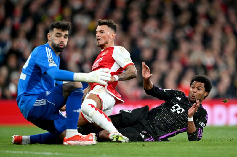 Arsenal eye statement win against Bayern Munich 1 LONDON, ENGLAND - APRIL 09: Serge Gnabry of Bayern Munich looks on as he scores his team's first goal under pressure from David Raya and Ben White ...