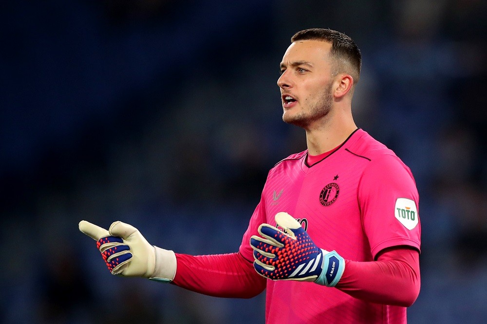 Bijlow admits Arsenal interest but Liverpool lead race for Feyenoord keeper 3 ROME, ITALY: Justin Bijlow of Feyenoord reacts during the UEFA Champions League match between SS Lazio and Feyenoord at Stadio Olimpico on November 07, 2023. (Photo by Paolo Bruno/Getty Images)