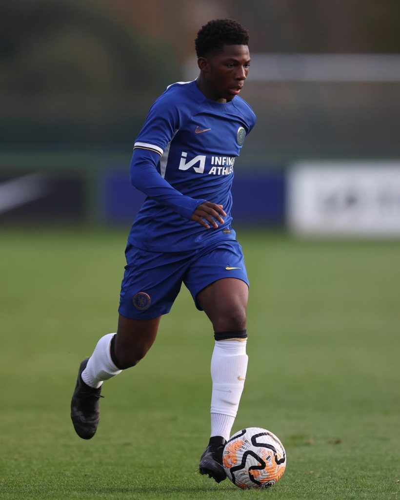 Arsenal make 'best proposal' to sign Chelsea teenager 2 Ryan McAidoo playing for the Chelsea u18s (Photo via McAidoo on Instagram)