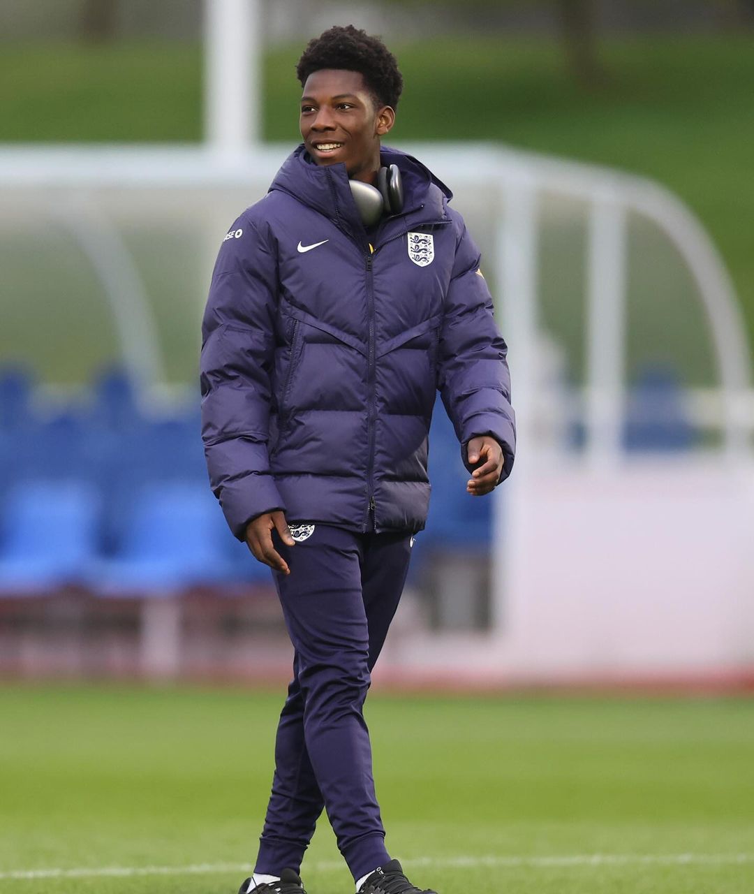 Ryan McAidoo ahead of a game for the England u17s (Photo via McAidoo on Instagram)