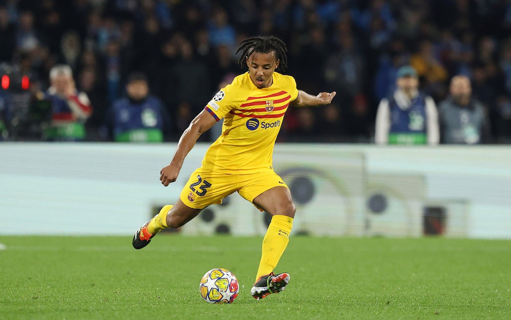 NAPLES, ITALY: Jules Kounde of FC Barcelona during the UEFA Champions League 2023/24 round of 16 first leg match between SSC Napoli and FC Barcelona at Stadio Diego Armando Maradona on February 21, 2024. (Photo by Francesco Pecoraro/Getty Images)