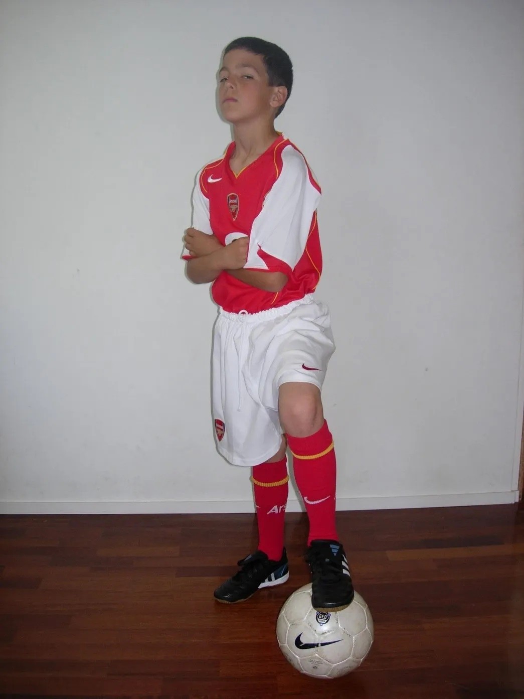 Mikel Merino in an Arsenal kit in 2005 (Photo via Arsenal.com)