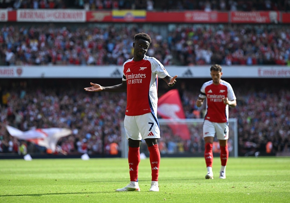 LONDON, ENGLAND: Bukayo Saka of Arsenal celebrates scoring his team's second goal during the Premier League match between Arsenal FC and Wolverhamp...