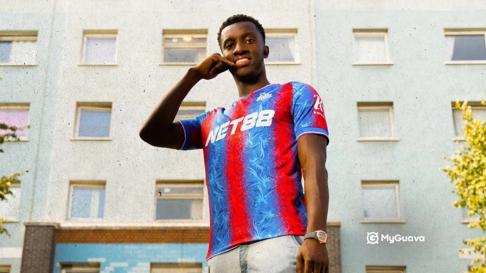 Eddie Nketiah after signing for Crystal Palace (Photo via CPFC.co.uk)