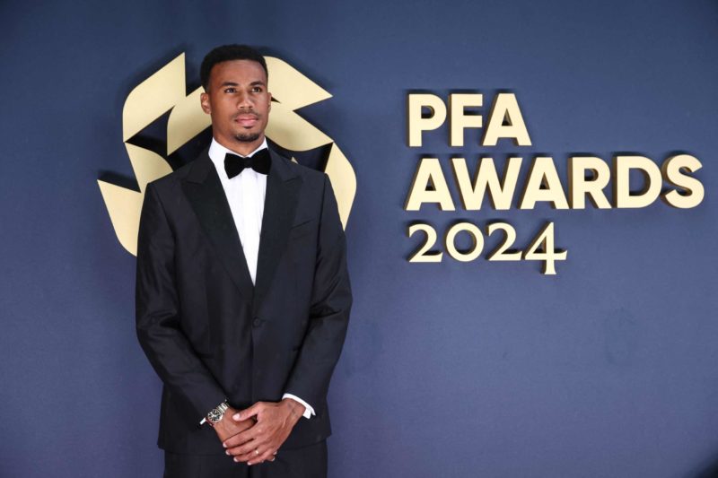 Arsenal open contract talks to ward off Barcelona and Bayern Munich 2 Arsenal's Brazilian defender Gabriel Magalhaes poses on the red carpet upon arrival for the 2023-2024 Professional Footballers' Association (PFA) awards, at the Opera House, in Manchester, northern England, on August 20, 2024. (Photo by DARREN STAPLES/AFP via Getty Images)