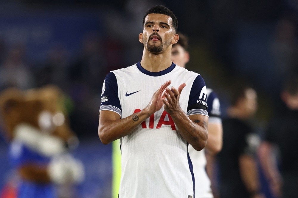 Tottenham Hotspur's Dominic Solanke applauds fans on the pitch after the English Premier League football match between Leicester City and Tottenham...