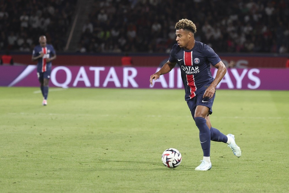 PARIS, FRANCE: Desire Doue of Paris Saint-Germain controls the ball during the Ligue 1 match between Paris Saint-Germain and Montpellier HSC at Par...