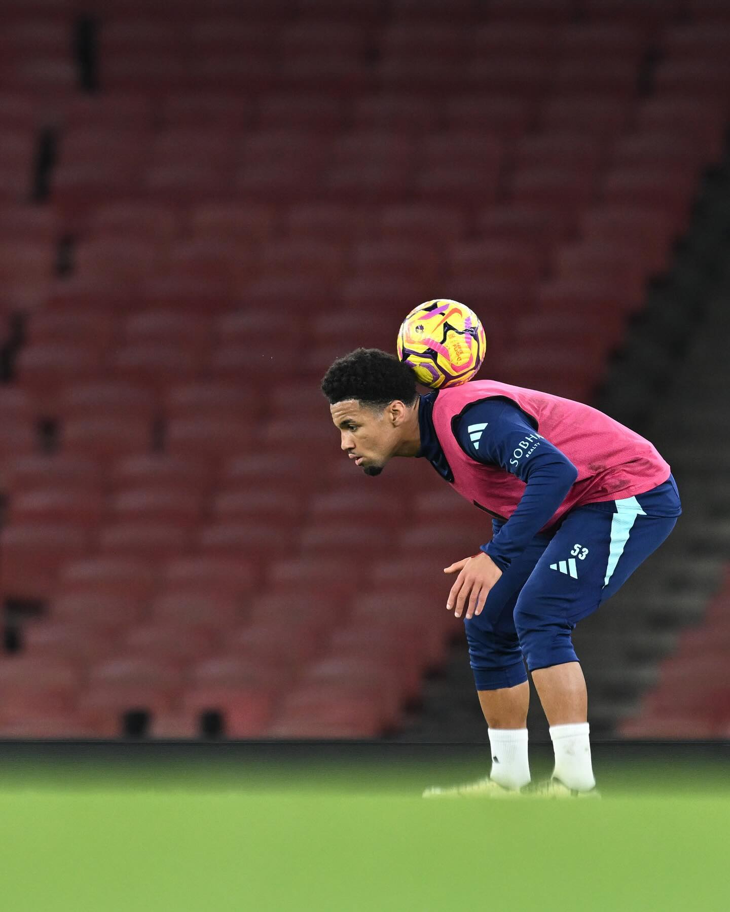 Ethan Nwaneri trains with the Arsenal first team at the Emirates Stadium (Photo via Arsenal on Instagram)