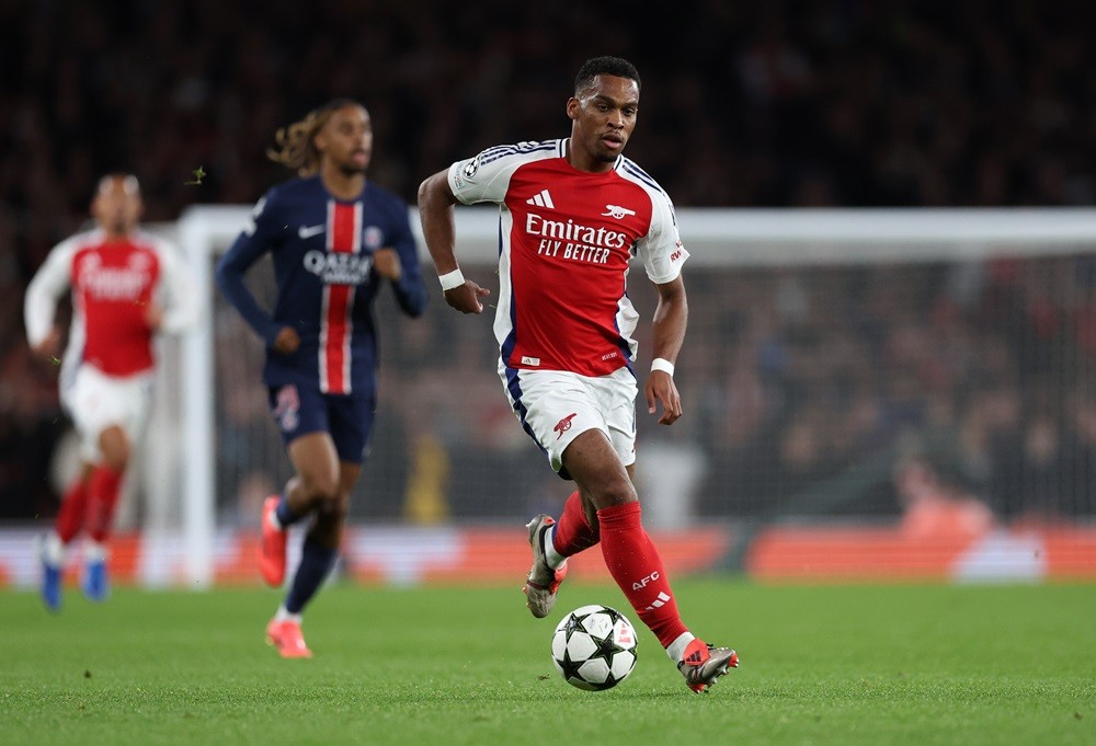 LONDON, ENGLAND: Jurrien Timber of Arsenal during the UEFA Champions League 2024/25 League Phase MD2 match between Arsenal FC and Paris Saint-Germa...