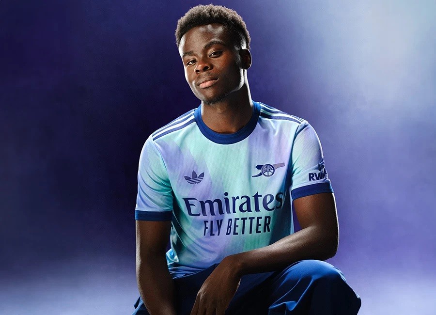 Bukayo Saka in the Arsenal third kit for 2024/25 (Photo via Arsenal.com)