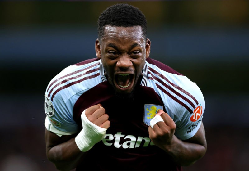 BIRMINGHAM, ENGLAND - OCTOBER 02: Jhon Duran of Aston Villa celebrates the team's victory at full time during the UEFA Champions League 2024/25 Lea...