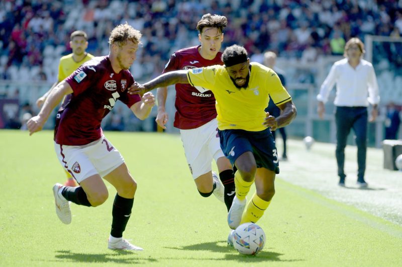 TURIN, ITALY - SEPTEMBER 29: Nuno Tavares of SS Lazio compete for the ball with Borna Sosa of Torino FC during the Serie match between Torino and L...