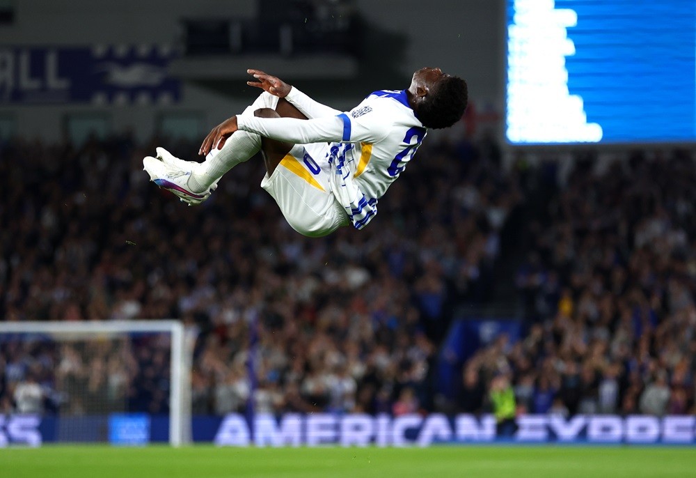 BRIGHTON, ENGLAND: Carlos Baleba of Brighton & Hove Albion celebrates scoring his team's first goal during the Carabao Cup Third Round match betwee...