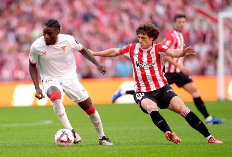 BILBAO, SPAIN: Lucien Agoume of Sevilla FC battles for possession with Unai Gomez of Athletic Club during the LaLiga match between Athletic Club an...