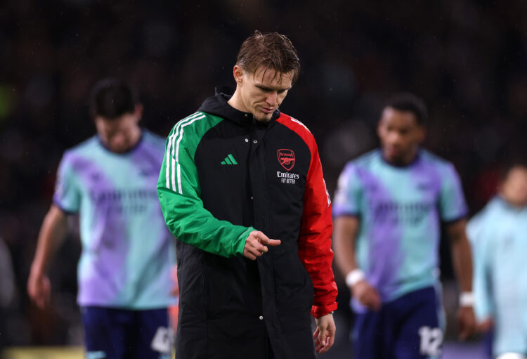 LONDON, ENGLAND - DECEMBER 08: Martin Odegaard of Arsenal shows dejection afterg the Premier League match between Fulham FC and Arsenal FC at Crave...