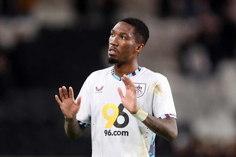HULL, ENGLAND: Jaidon Anthony of Burnley acknowledges the fans following the Sky Bet Championship match between Hull City AFC and Burnley FC at MKM Stadium on October 23, 2024. (Photo by George Wood/Getty Images)