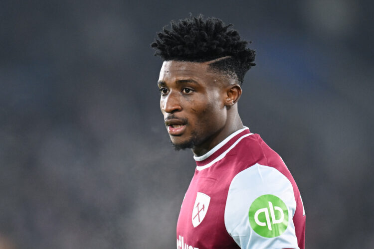 LEICESTER, ENGLAND - DECEMBER 03: Mohammed Kudus of West Ham in action during the Premier League match between Leicester City FC and West Ham Unite...