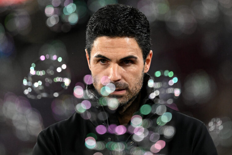 LONDON, ENGLAND - NOVEMBER 30: Mikel Arteta, Manager of Arsenal looks on ahead of the Premier League match between West Ham United FC and Arsenal F...