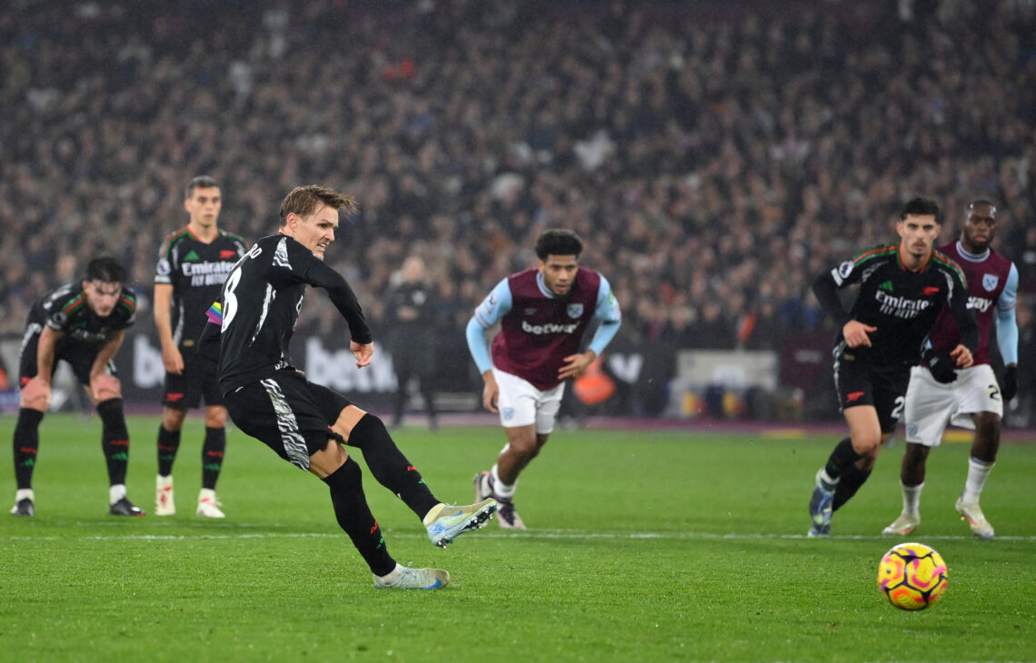 LONDON, ENGLAND - NOVEMBER 30: Martin Odegaard of Arsenal scores his team's third goal from a penalty kick during the Premier League match between ...