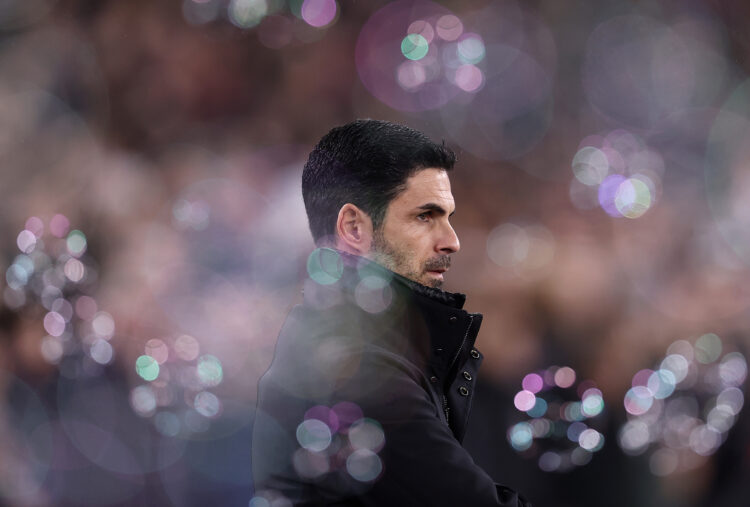 LONDON, ENGLAND - NOVEMBER 30: Mikel Arteta, Arsenal manager looks on during the Premier League match between West Ham United FC and Arsenal FC at ...