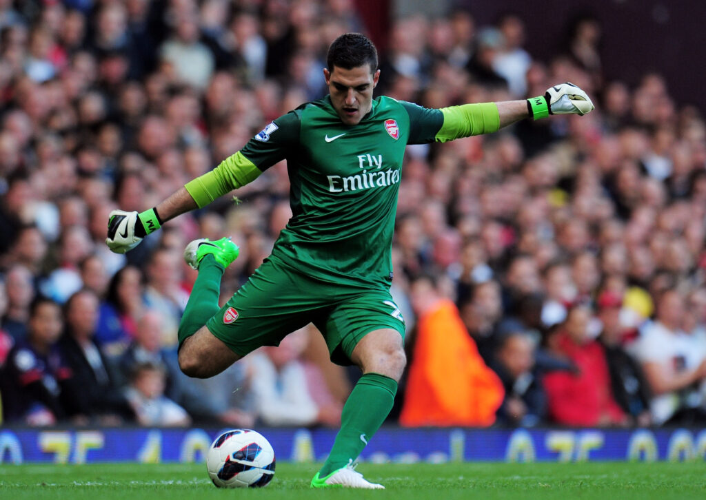 Whatever happened to Vito Mannone after Arsenal? 2 LONDON, ENGLAND - OCTOBER 06: Vito Mannone of Arsenal takes a goal kick during the Barclays Premier League match between West Ham United and Arsenal at the Boleyn Ground on October 6, 2012 in London, England. (Photo by Shaun Botterill/Getty Images)