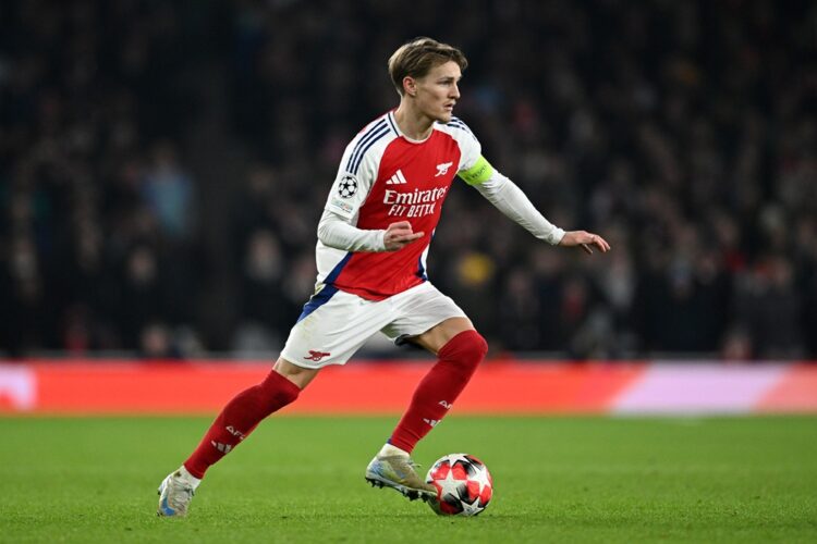 LONDON, ENGLAND: Martin Odegaard of Arsenal during the UEFA Champions League 2024/25 League Phase MD7 match between Arsenal FC and GNK Dinamo on Ja...