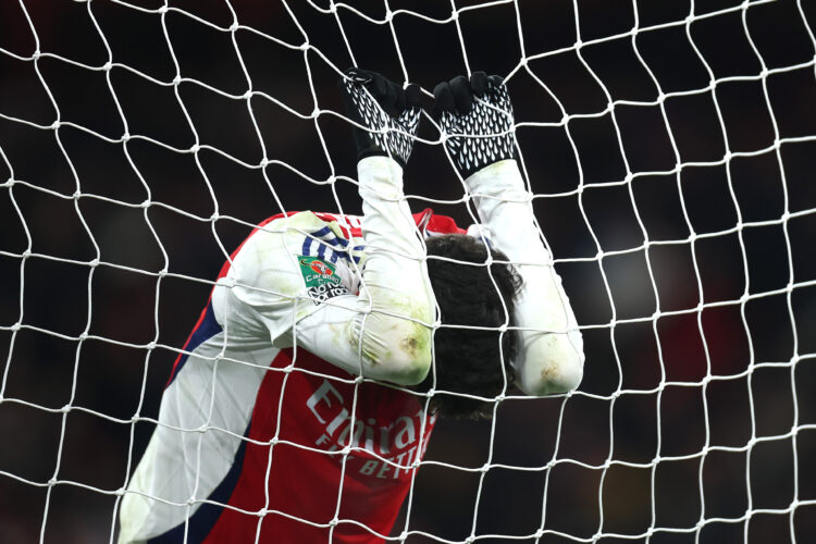 LONDON, ENGLAND - JANUARY 07: Kai Havertz of Arsenal appears dejected after a missed chance during the Carabao Cup Semi Final First Leg match betwe...