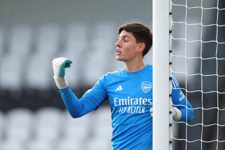 BOREHAMWOOD, ENGLAND - NOVEMBER 29: Goalkeeper Alexei Rojas of Arsenal in action during the UEFA Youth League match between Arsenal and RC Lens at ...