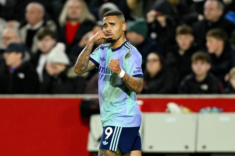 BRENTFORD, ENGLAND - JANUARY 01: Gabriel Jesus of Arsenal celebrates scoring his team's first goal during the Premier League match between Brentfor...