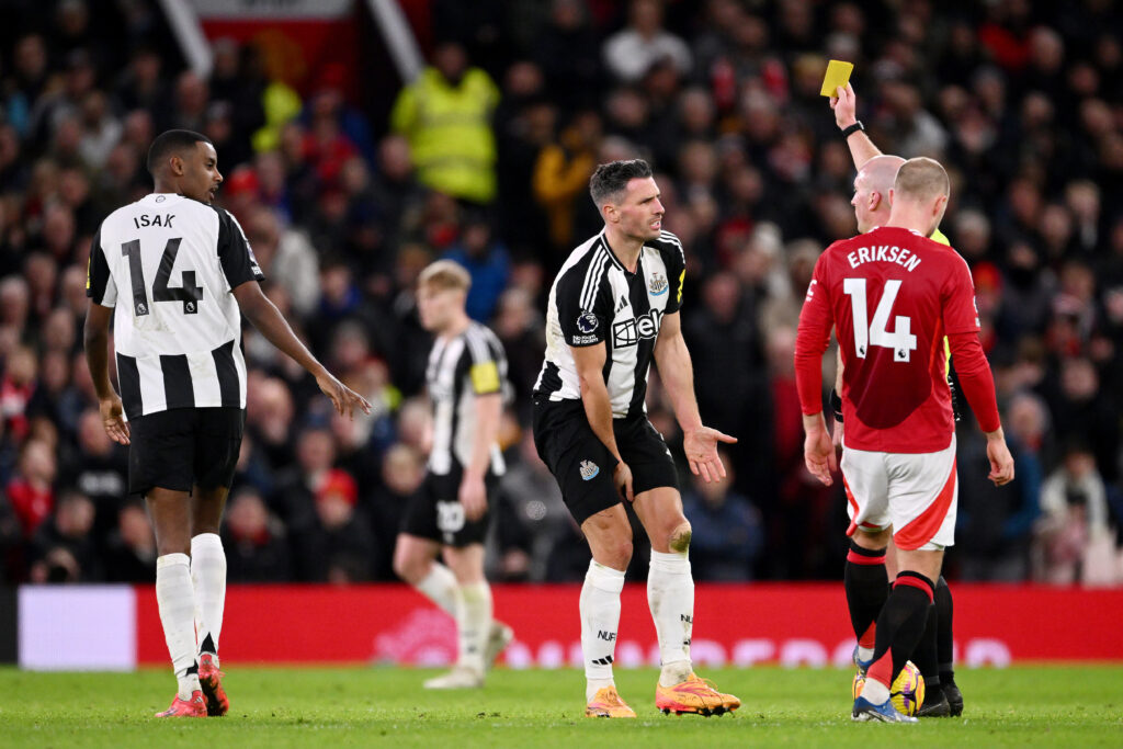 Newcastle star banned for Arsenal game 2 MANCHESTER, ENGLAND - DECEMBER 30: Fabian Schaer of Newcastle United is shown a yellow card by referee Simon Hooper during the Premier League match between Manchester United FC and Newcastle United FC at Old Trafford on December 30, 2024 in Manchester, England. (Photo by Stu Forster/Getty Images)