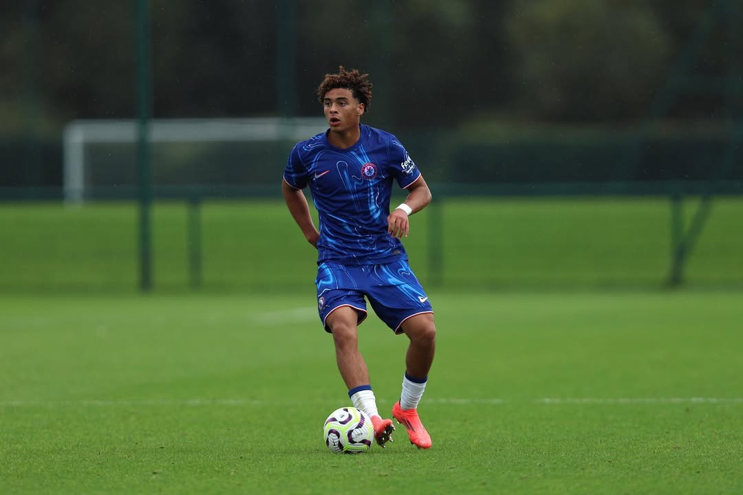 Marcell Washington playing for Chelsea (Photo via Washington on Instagram)
