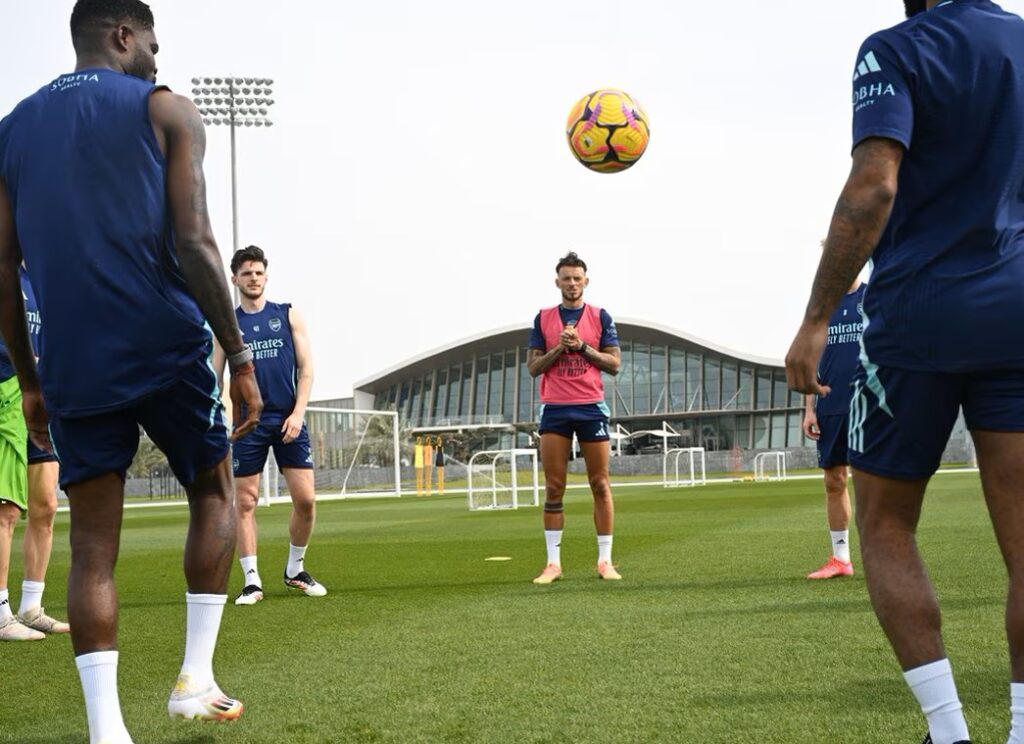 2 left behind: Arsenal's 31-player travelling squad in Dubai 3 Ben White in training with Arsenal (Photo via Arsenal.com)
