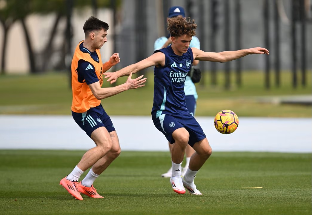 Max Dowman in training with the Arsenal first team (Photo via Arsenal.com)