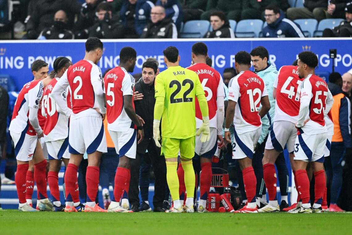 LEICESTER, ENGLAND - FEBRUARY 15: Mikel Arteta, Manager of Arsenal, gives instruction to his players during the Premier League match between Leices...